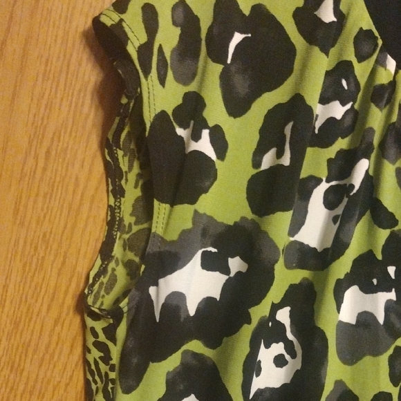 Worthington Green and Black Leopard Print Blouse - Picture 5 of 6